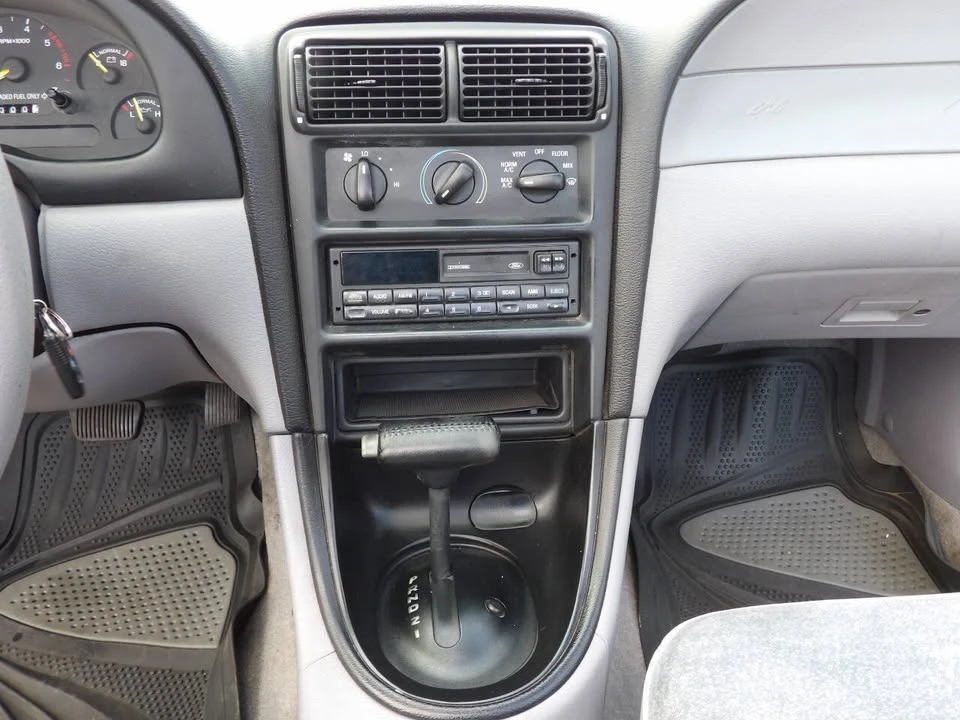 1994 Ford SN95 Mustang - Image 11 of 19