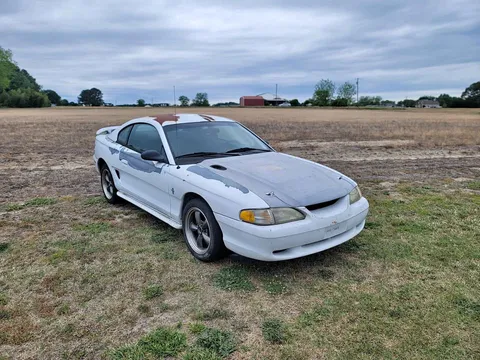 1994 Ford Mustang Coupe