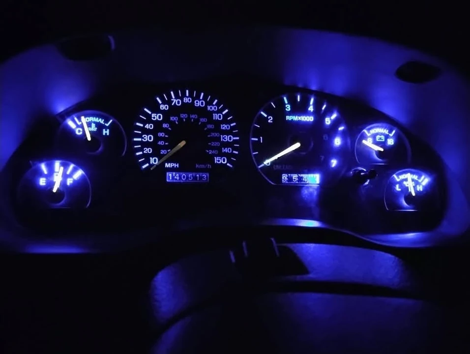 1994 Ford SN95 Mustang - Image 15 of 16