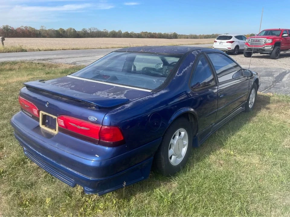 1994 Ford Thunderbird 10th Gen - Image 3 of 9