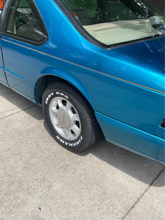 1994 Ford Thunderbird 10th Gen - Image 2 of 5