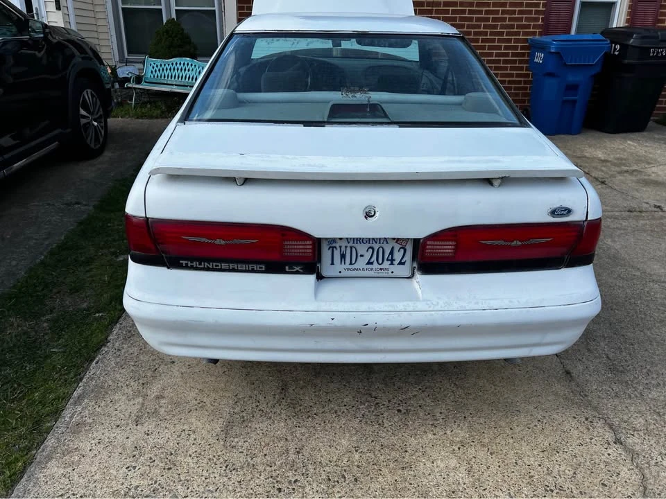1994 Ford Thunderbird 10th Gen - Image 7 of 9