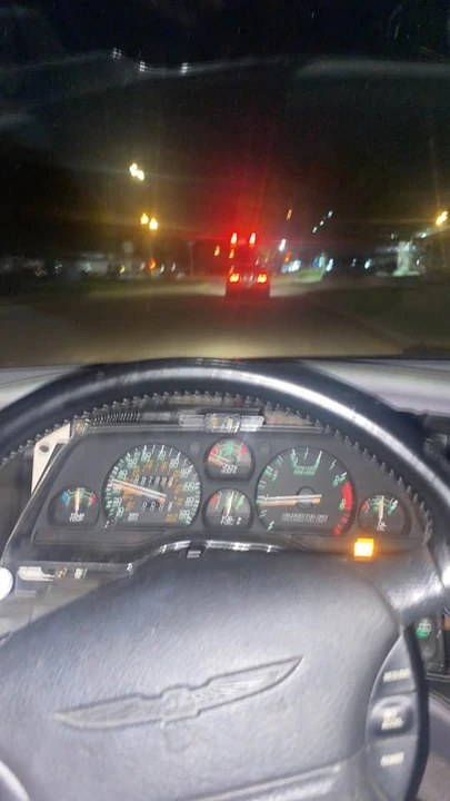 1994 Ford Thunderbird 10th Gen - Image 2 of 9