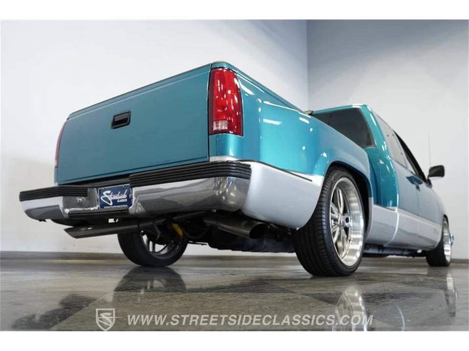 1994 GMC C/K - Image 29 of 31