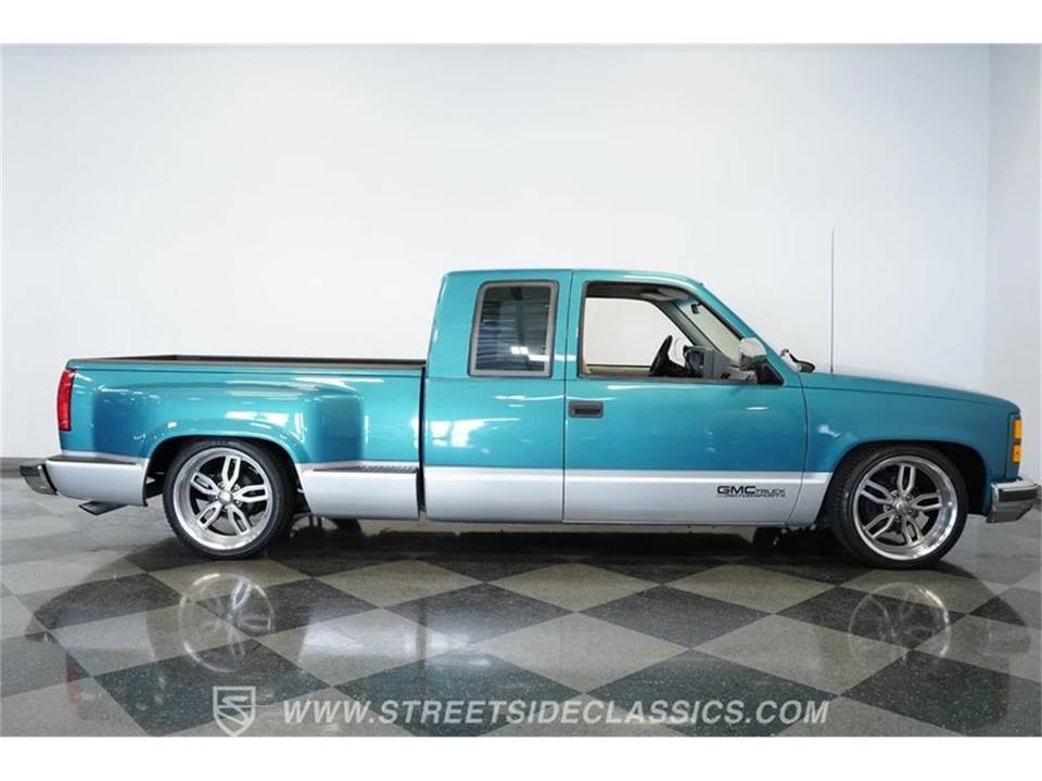 1994 GMC C/K - Image 14 of 31