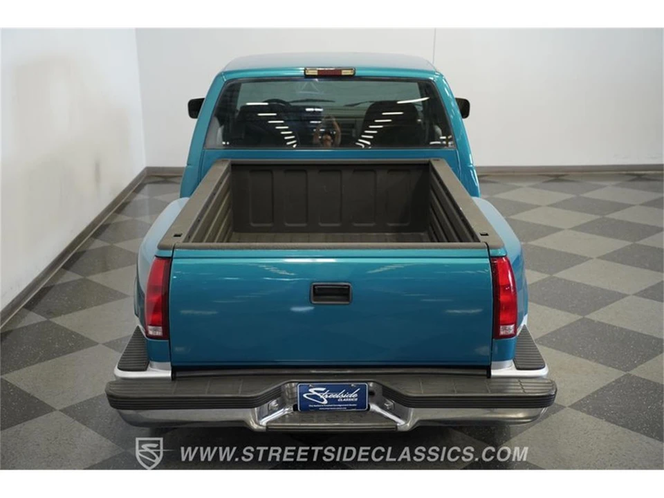1994 GMC C/K - Image 27 of 31