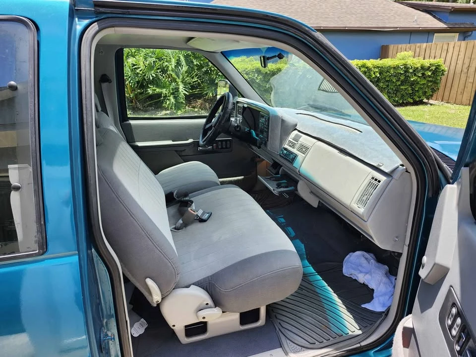 1994 GMC C/K - Image 6 of 15
