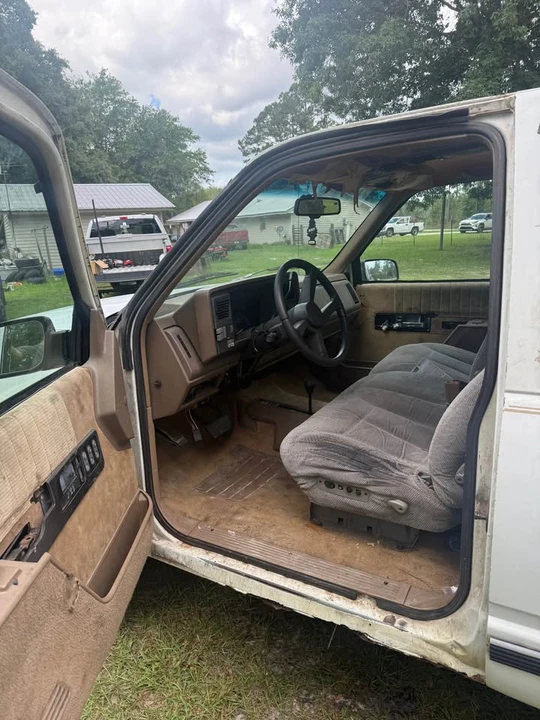 1994 GMC C/K - Image 6 of 8