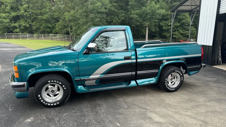 1994 GMC Sierra 1st Gen - Image 5 of 14