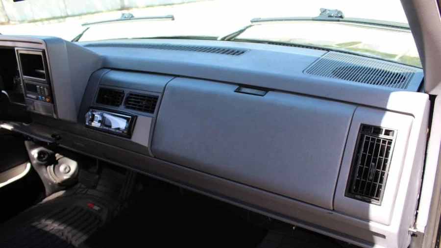 1994 GMC Sierra 1st Gen - Image 9 of 26