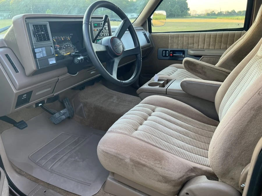 1994 GMC Sierra 1st Gen - Image 2 of 4