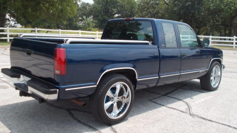 1994 GMC Sierra 1st Gen - Image 9 of 11