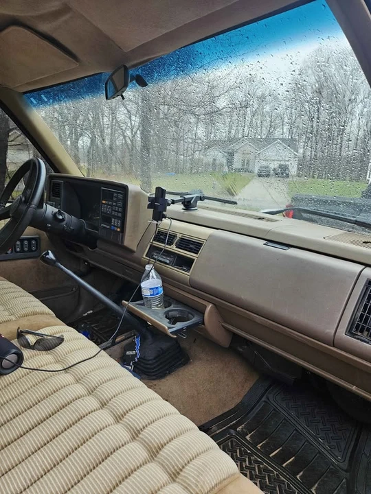1994 GMC C/K - Image 5 of 16