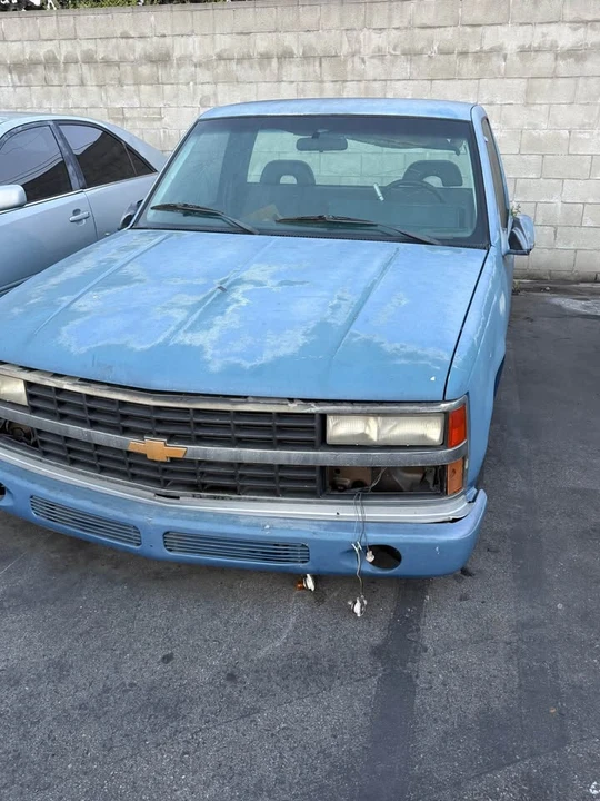 1994 GMC C/K - Image 3 of 11