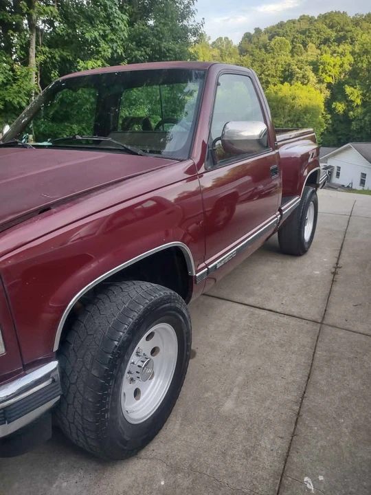 1994 GMC C/K - Image 2 of 9
