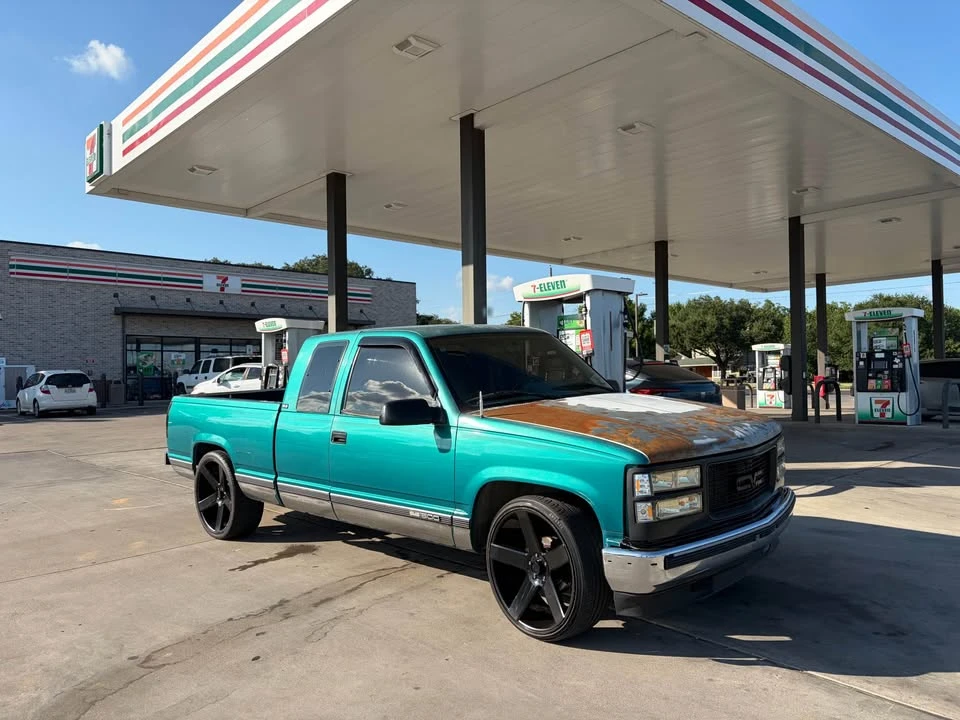 1994 GMC C/K - Image 4 of 18