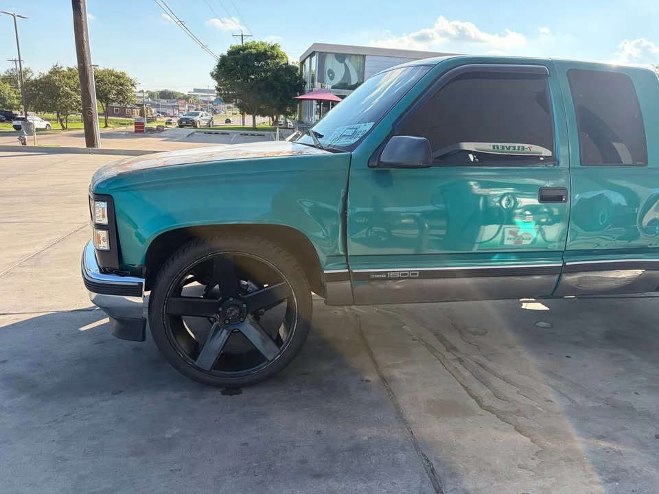 1994 GMC C/K - Image 7 of 18