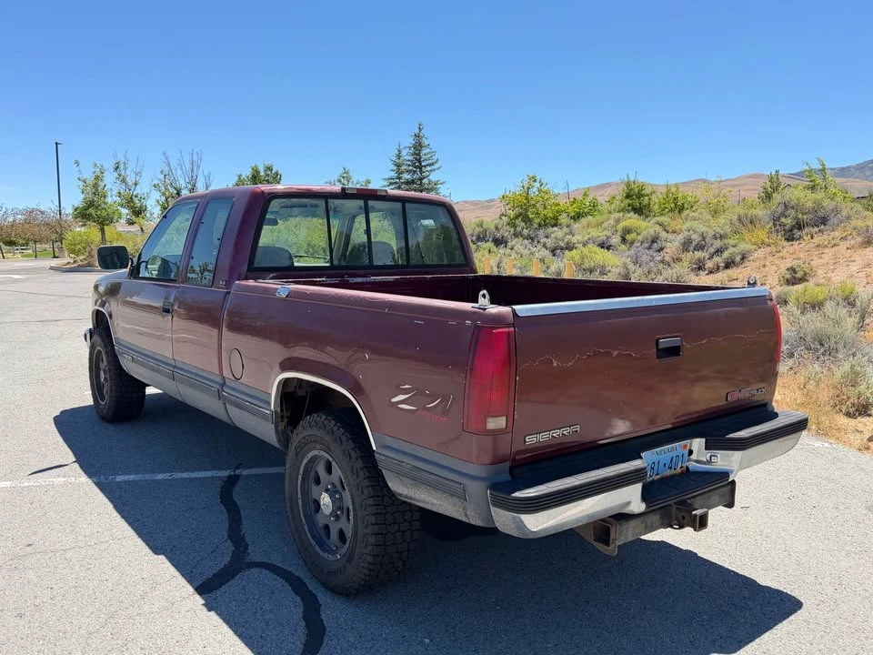 1994 GMC C/K - Image 2 of 9