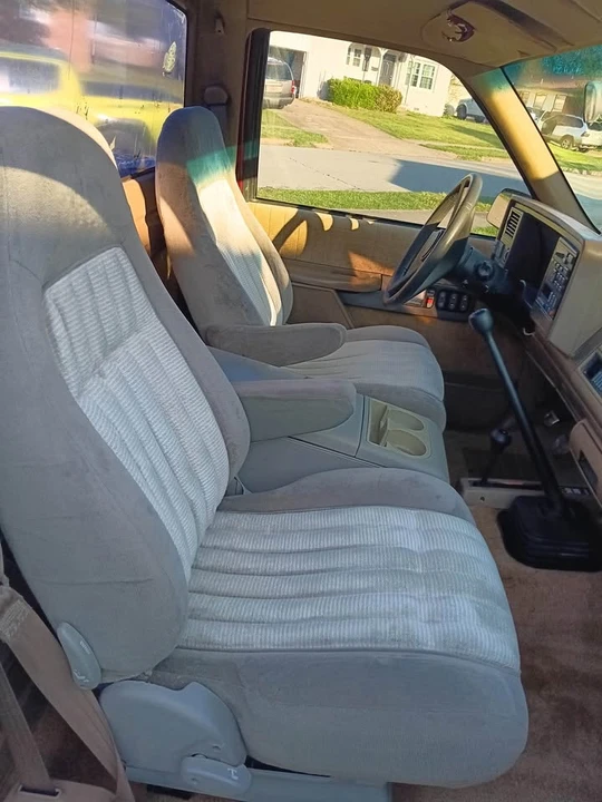 1994 GMC C/K - Image 6 of 12