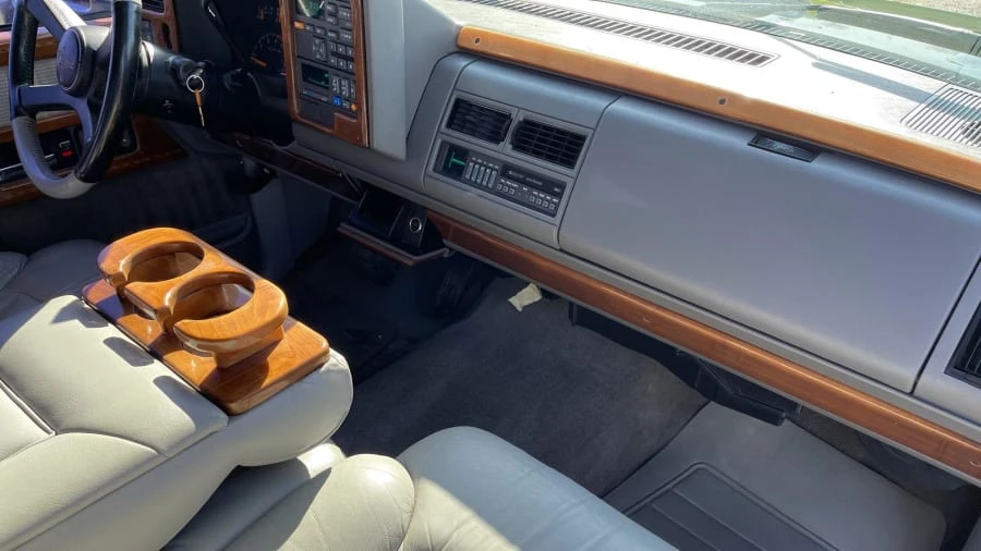 1994 GMC Sierra 1st Gen - Image 5 of 18