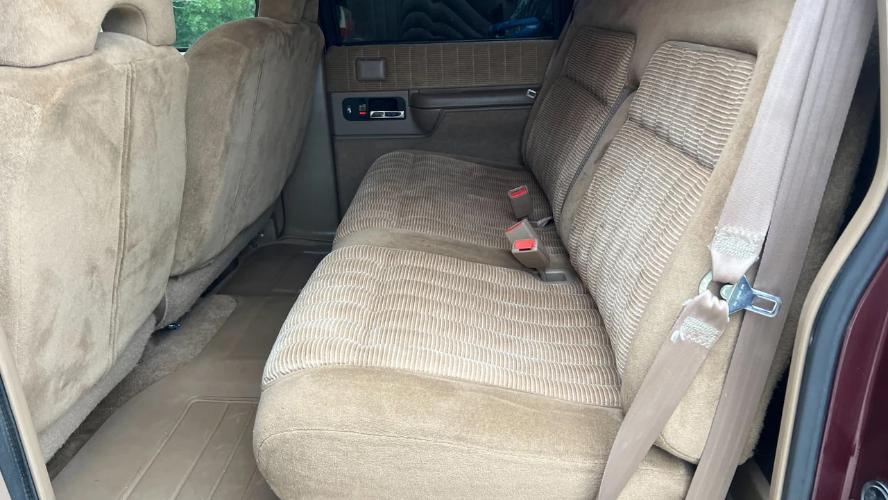 1994 GMC Sierra 1st Gen - Image 4 of 11