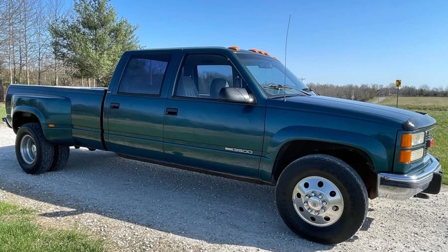 1994 GMC Sierra 1st Gen - Image 2 of 14