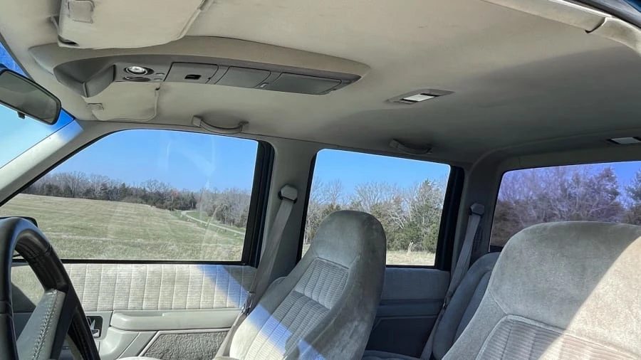 1994 GMC Sierra 1st Gen - Image 5 of 14