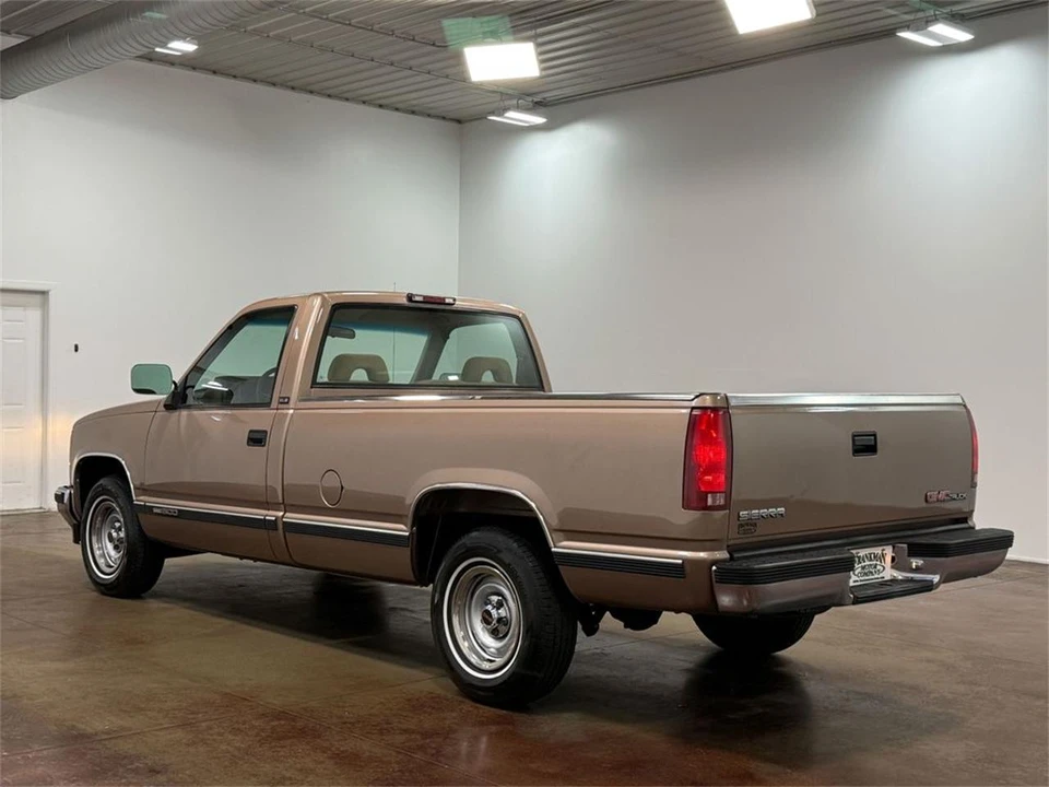 1994 GMC C/K - Image 23 of 31