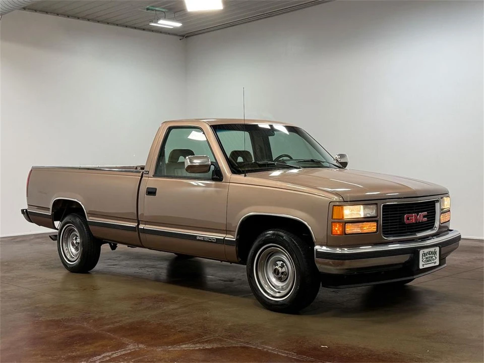 1994 GMC C/K - Image 18 of 31