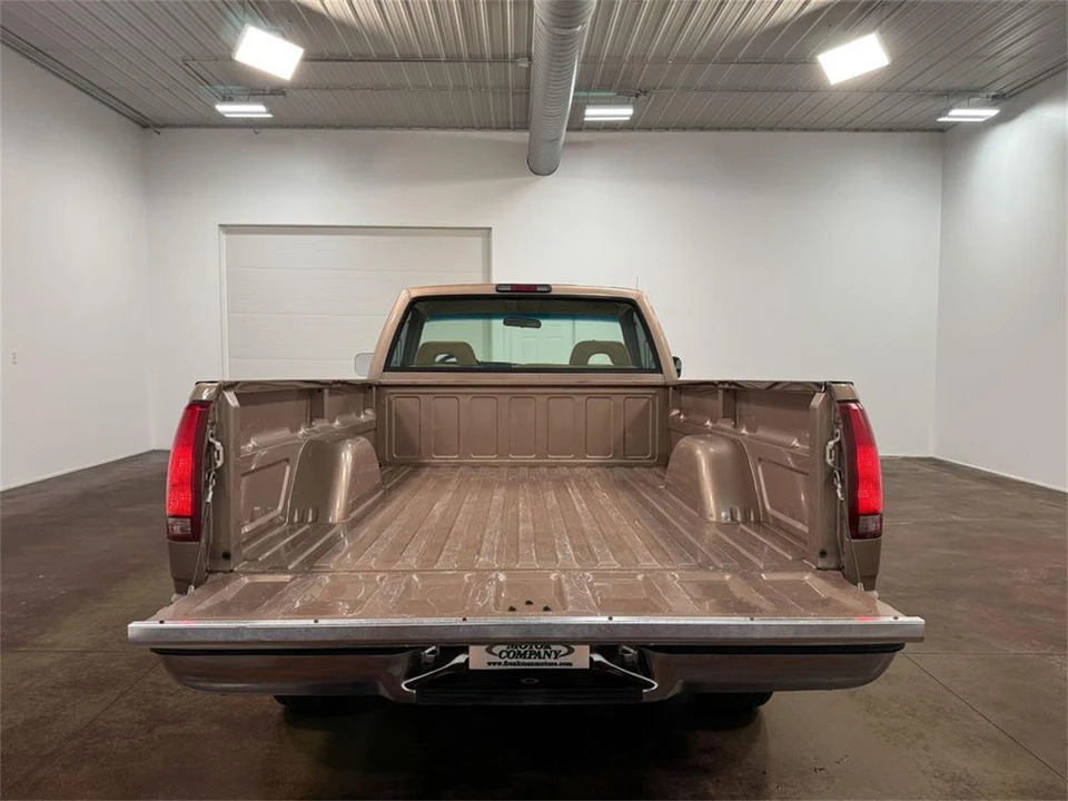 1994 GMC C/K - Image 22 of 31