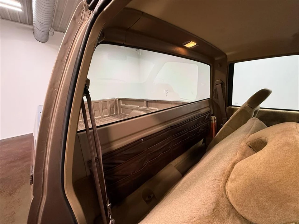 1994 GMC C/K - Image 12 of 31