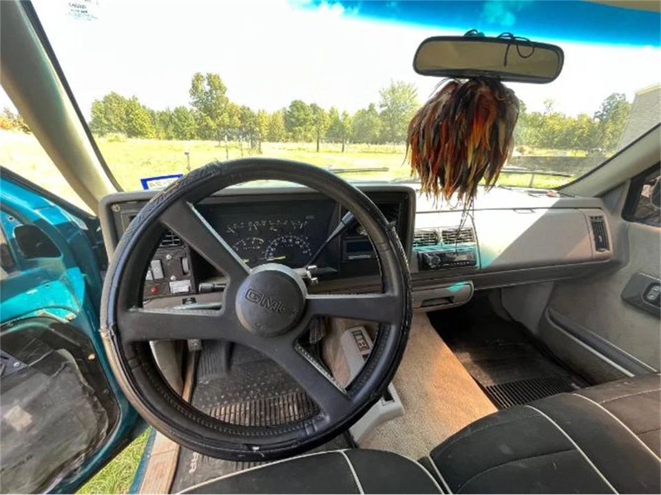 1994 GMC C/K - Image 9 of 18