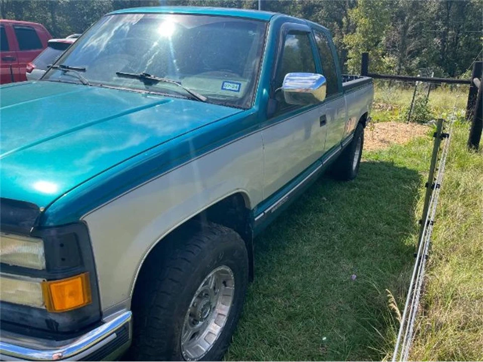 1994 GMC C/K - Image 17 of 18