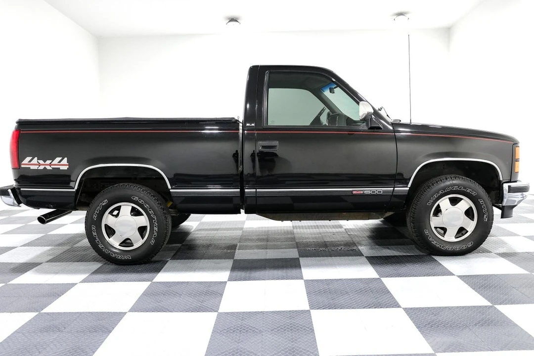 1994 GMC C/K - Image 8 of 21