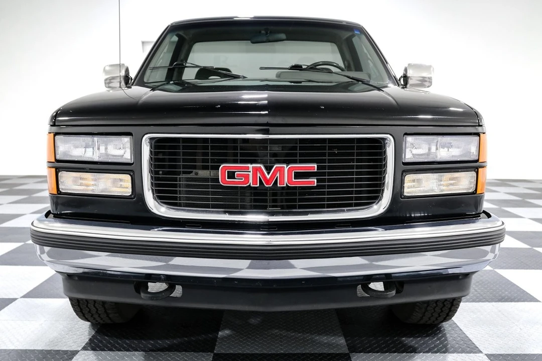 1994 GMC C/K - Image 2 of 21