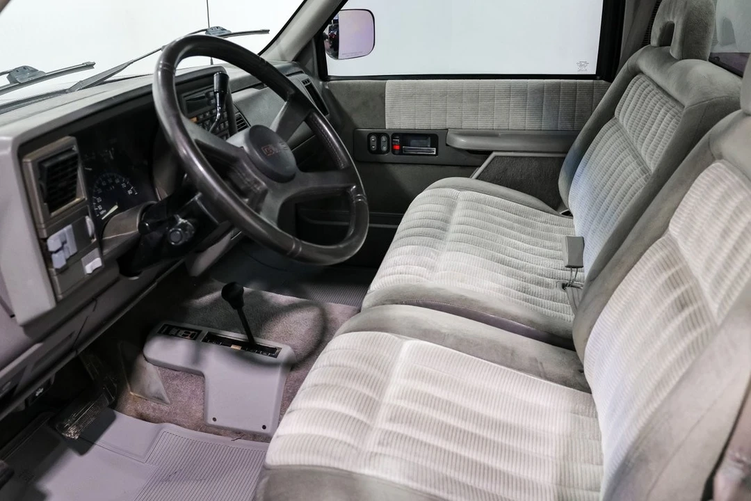 1994 GMC C/K - Image 14 of 21