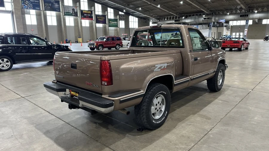 1994 GMC Sierra 1st Gen - Image 2 of 7