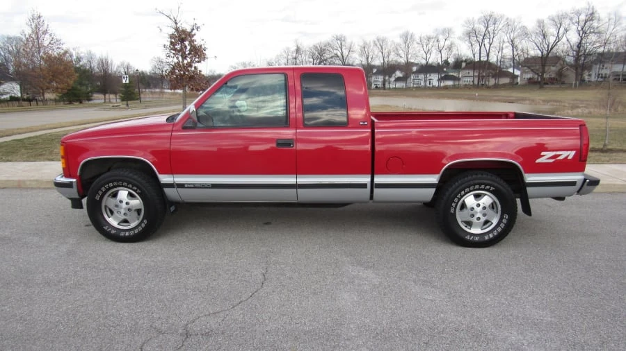 1994 GMC Sierra 1st Gen - Image 2 of 5