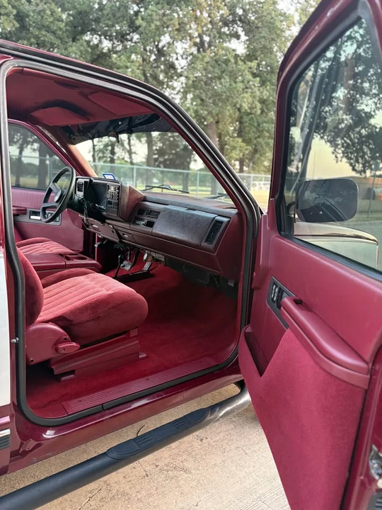 1994 GMC Sierra 1st Gen - Image 5 of 9