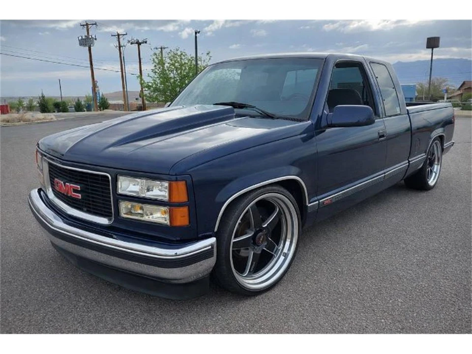 1994 GMC Sierra 1st Gen - Image 8 of 13