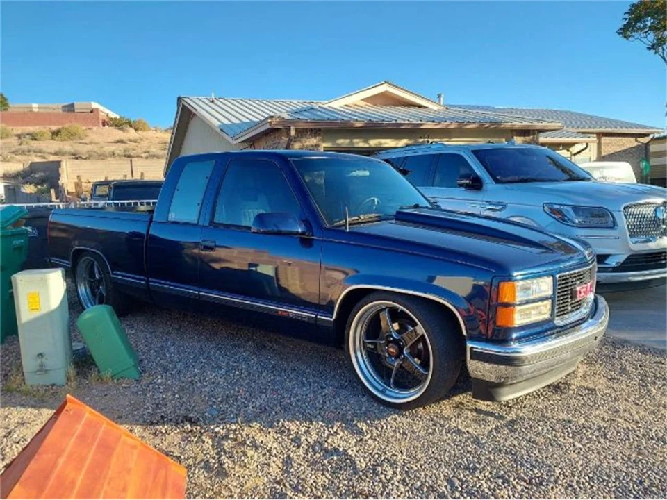 1994 GMC Sierra 1st Gen - Image 7 of 13