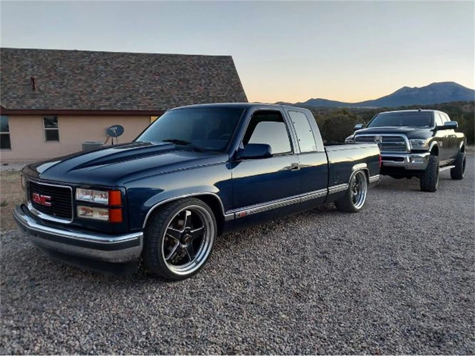 1994 GMC Sierra 1st Gen - Image 12 of 13