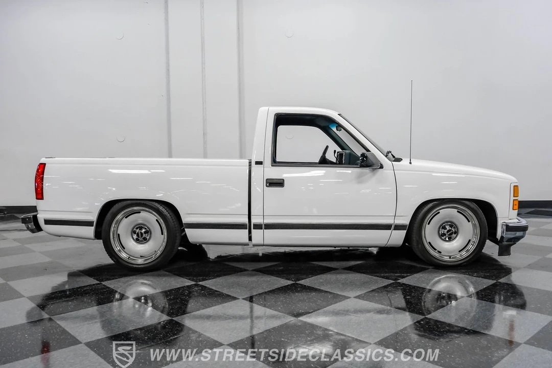 1994 GMC Sierra 1st Gen - Image 12 of 12
