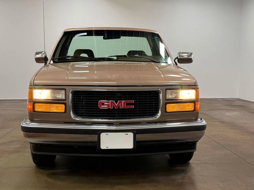 1994 GMC Sierra 1st Gen - Image 7 of 31