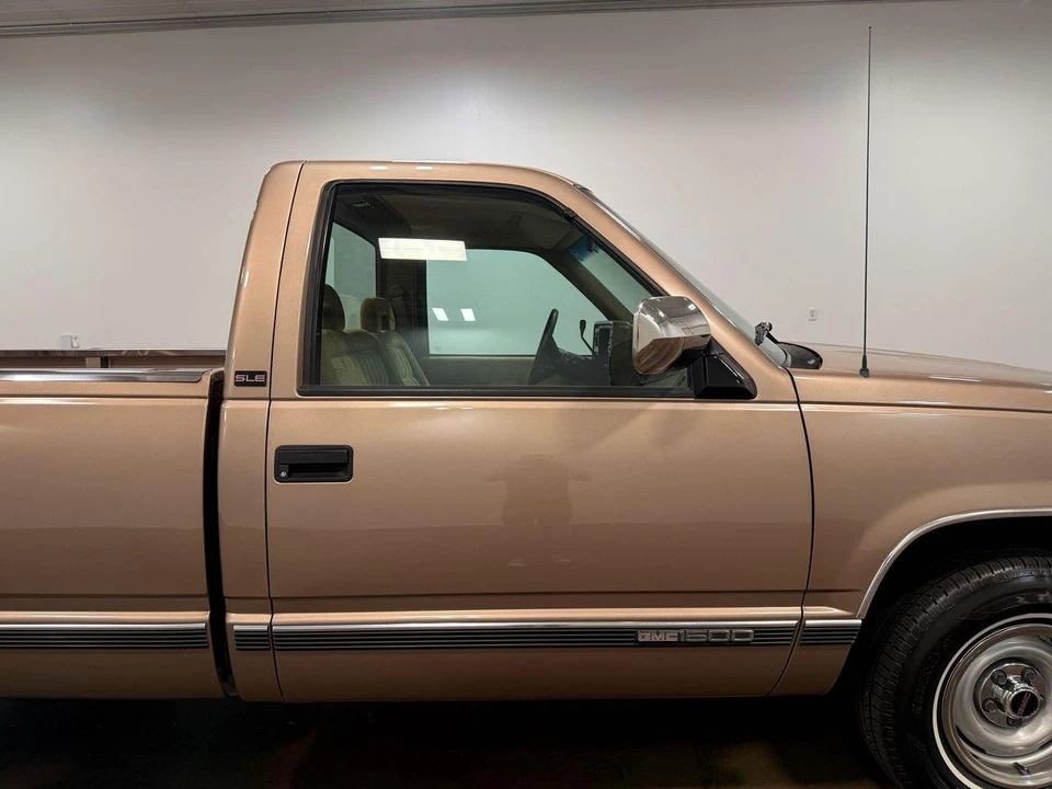 1994 GMC Sierra 1st Gen - Image 10 of 31