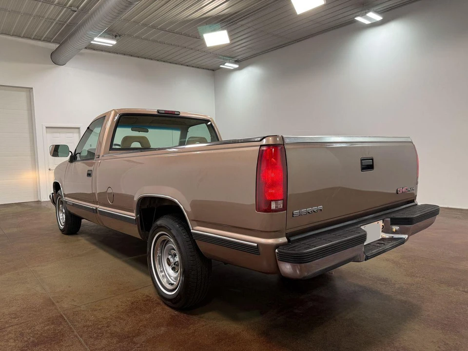 1994 GMC Sierra 1st Gen - Image 13 of 31