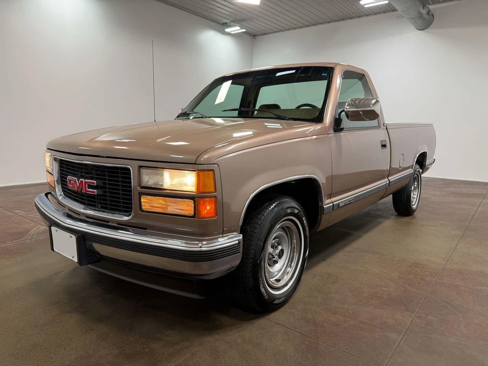 1994 GMC Sierra 1st Gen - Image 17 of 31