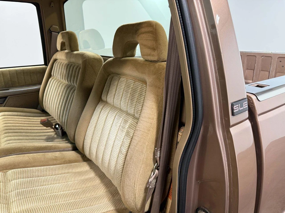 1994 GMC Sierra 1st Gen - Image 24 of 31