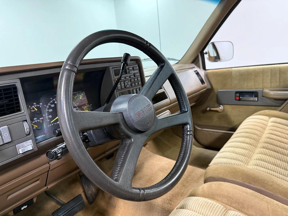 1994 GMC Sierra 1st Gen - Image 26 of 31