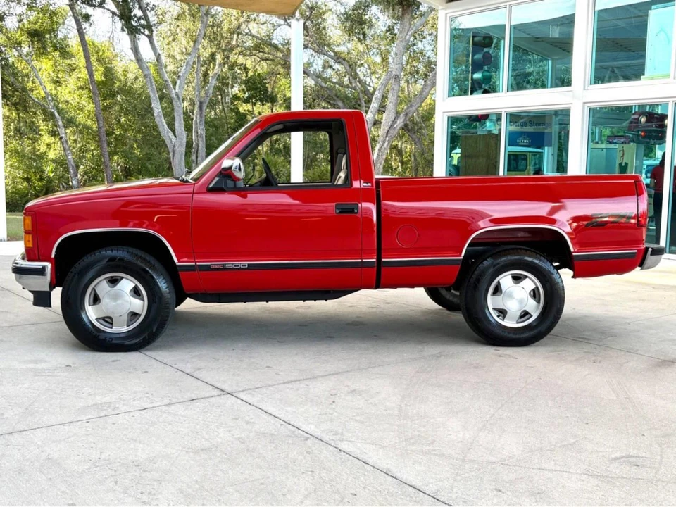 1994 GMC Sierra 1st Gen - Image 9 of 31